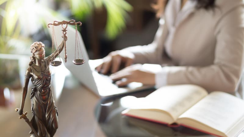Anonim Şirket Yapı Kooperatiflerinde Sözleşmeli Avukat Bulundurma Zorunluluğu